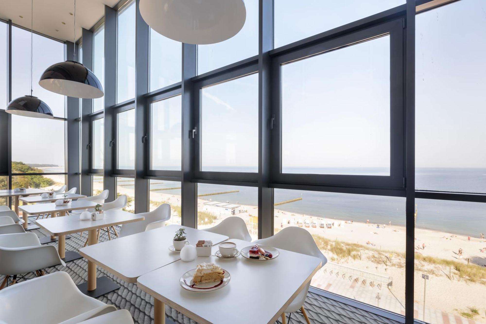 Ultra Marine By Zdrojowa Hotel Kolobrzeg Bagian luar foto
